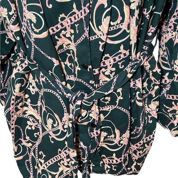 ASOS Design Curve Belted Twill Mini Swing Shirt Dress in Chain Print - Picture 13 of 14